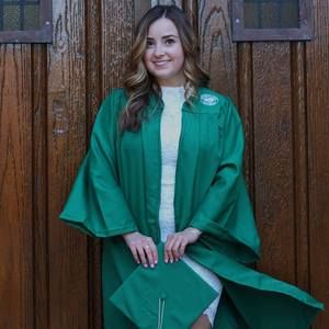 Meet your Posher, Alyssa